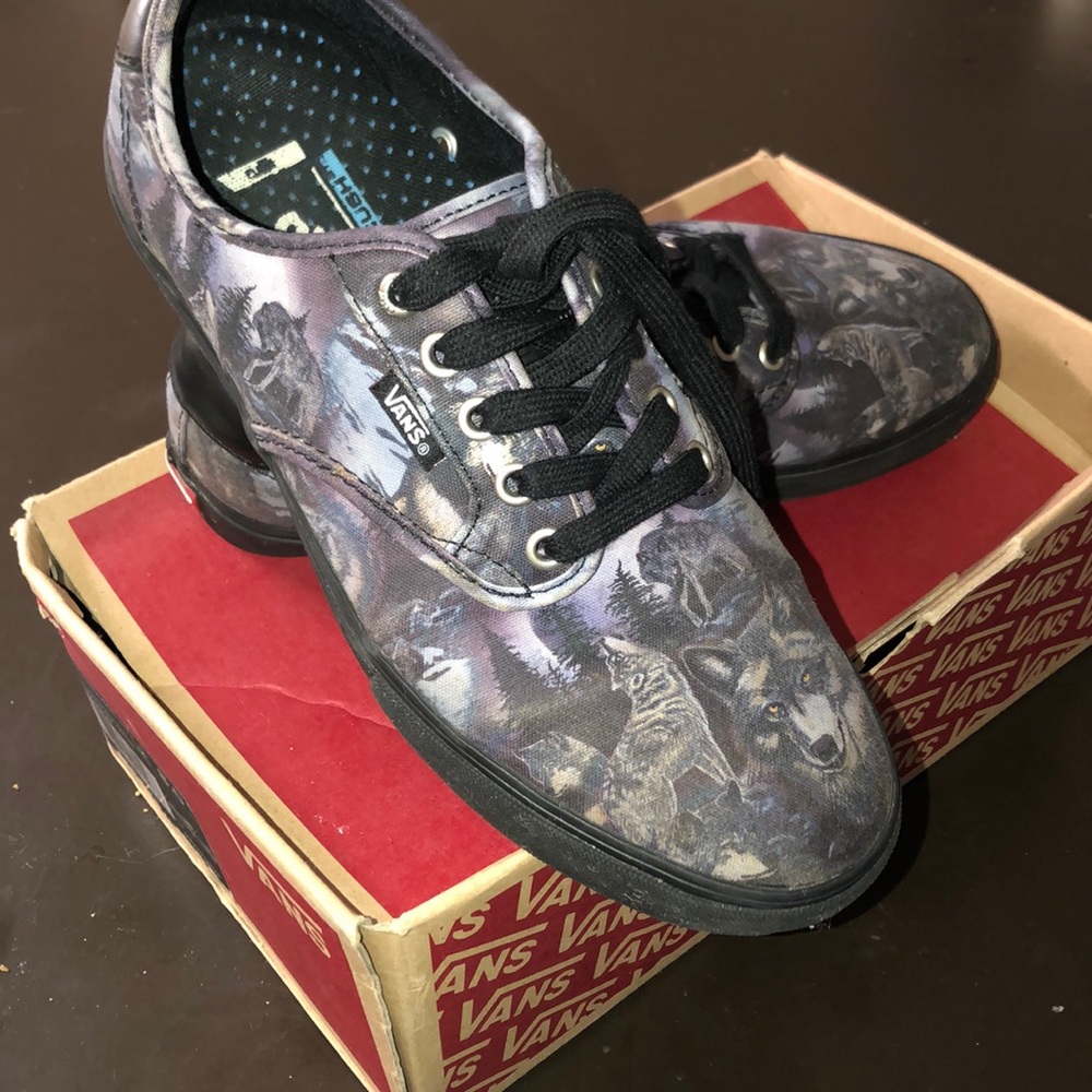 Vans wolf print shoes
